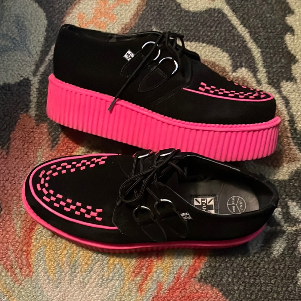 TUK creepers rare vintage neon pink soles